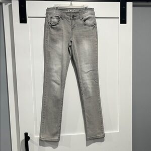 INC International Concepts Light Gray Straight Jeans:skinny leg  curvy fit